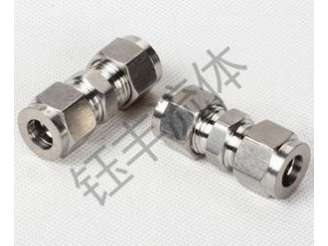 304不锈钢直通中间卡套接头 (2)