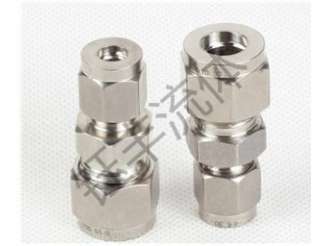 304不锈钢直通变经中间接头